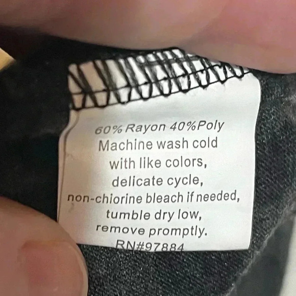 🔵Lemon tart gray and black sleeveless animal print wrap top XL - Picture 5 of 6